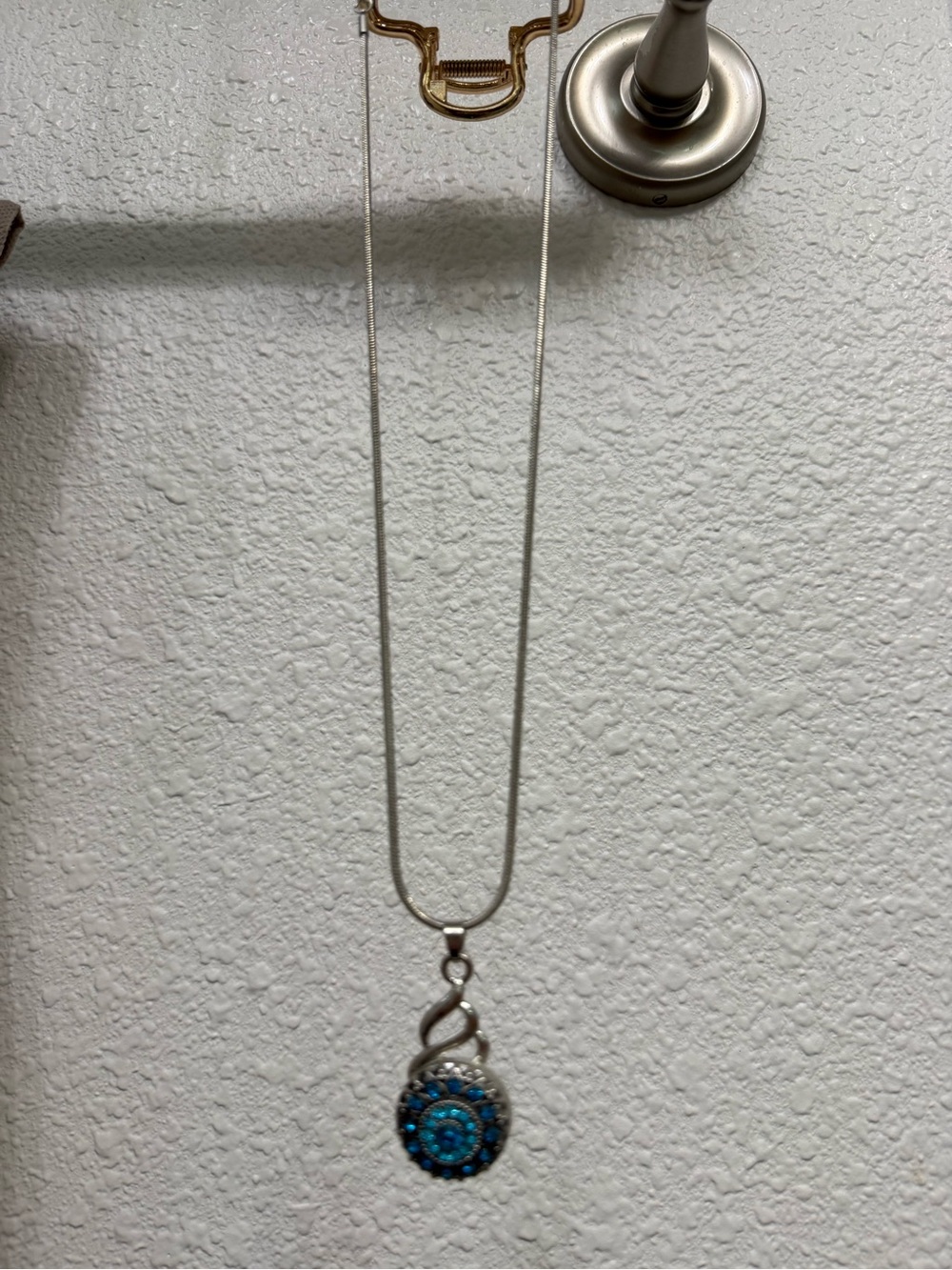 Silver-tone Blue Crystal Pendant Necklace  with interchangeable pendants